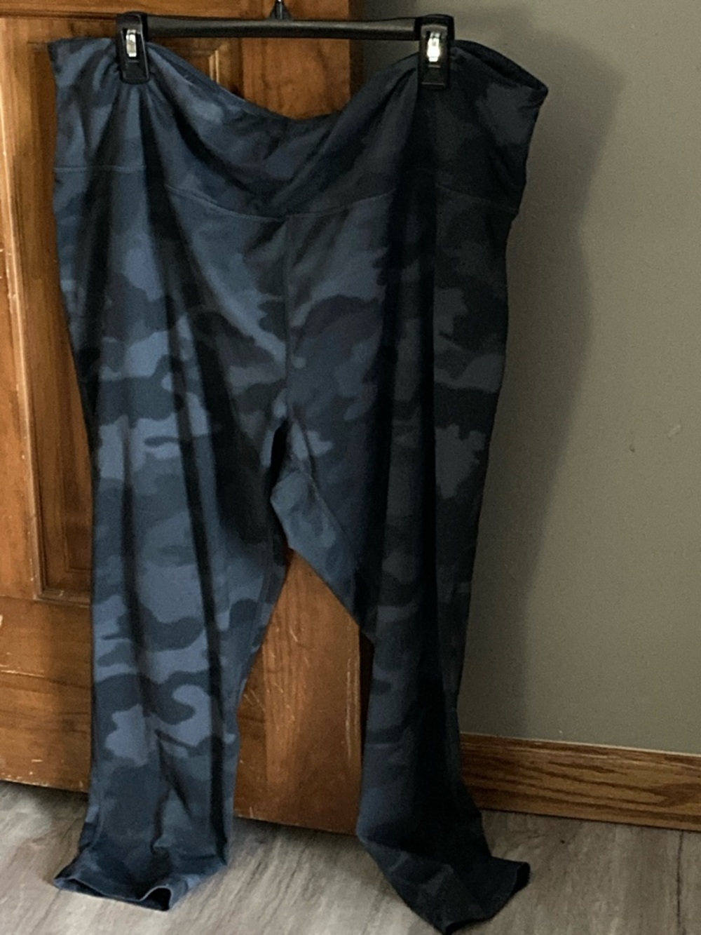 Zella Black High-Rise Active camo leggings